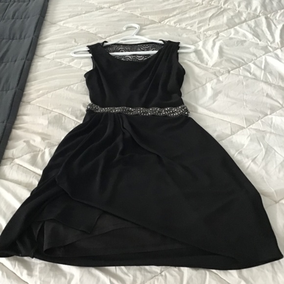 Lace back black cocktail dress - Picture 3 of 3